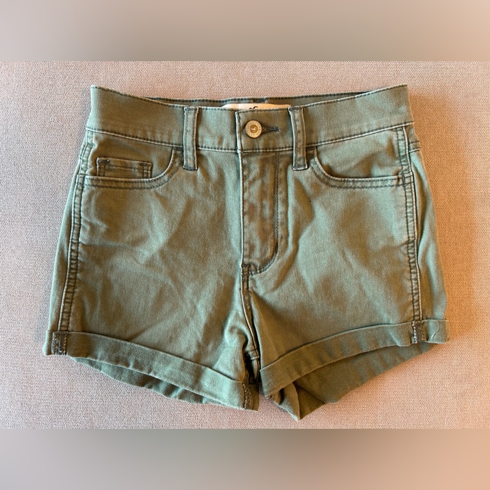 Hollister High-Rise Short-Short Size 00.